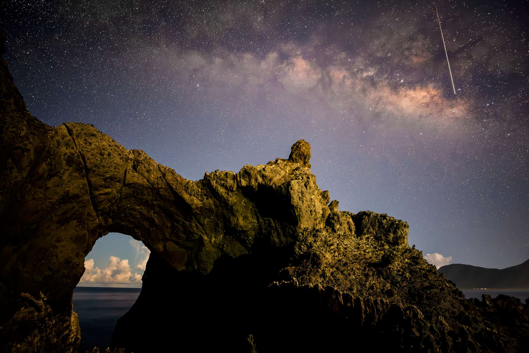蘭嶼情人洞銀河與許願流星